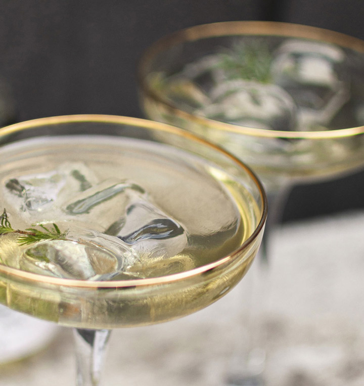 The Graphic Society: Walking Cocktail