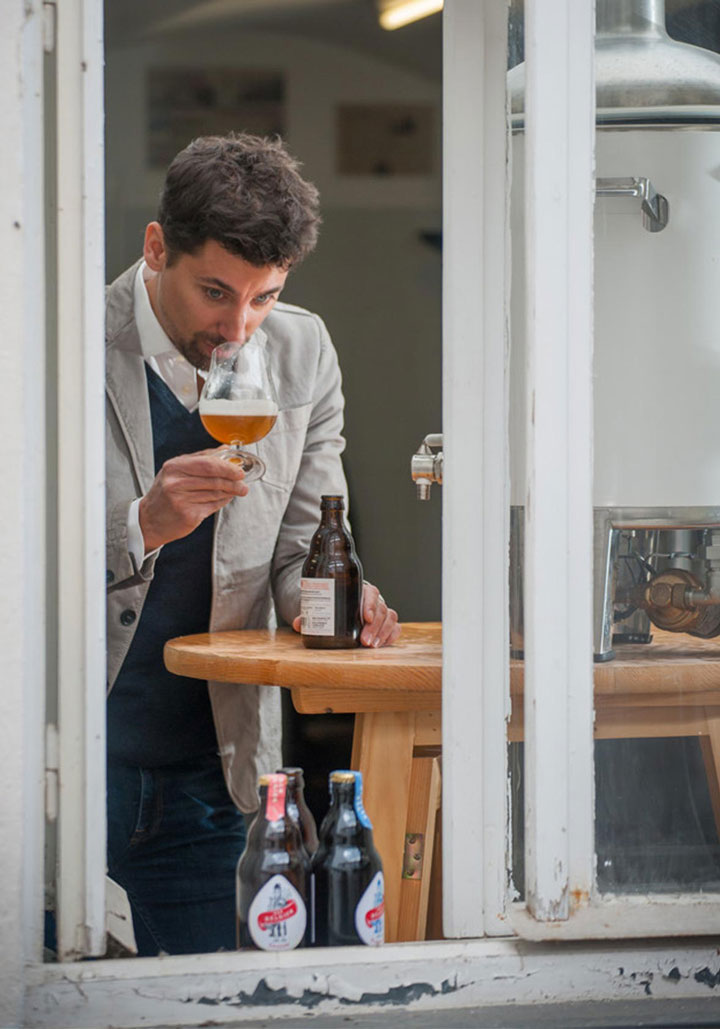 The Graphic Society: Der Belgier