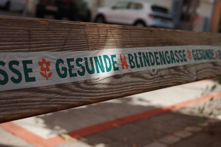 The Graphic Society: Gesunde Blindengasse