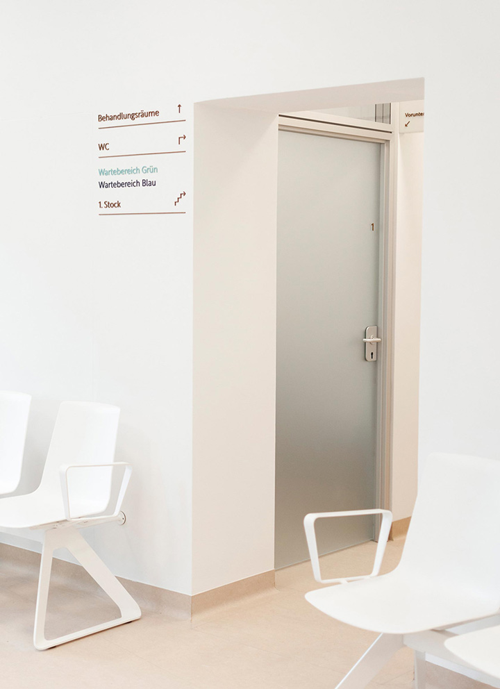 The Graphic Society: Herz Zentrum Währing