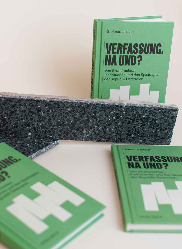 The Graphic Society: Verfassung. Na und?